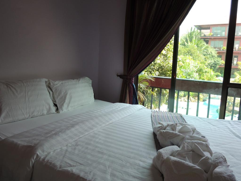 Elephant Blanc Phnom Penh Room photo